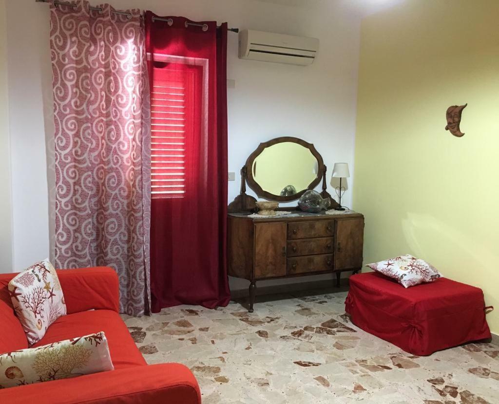 Bed&Breakfast La Casetta SantʼAlessio Siculo Dış mekan fotoğraf